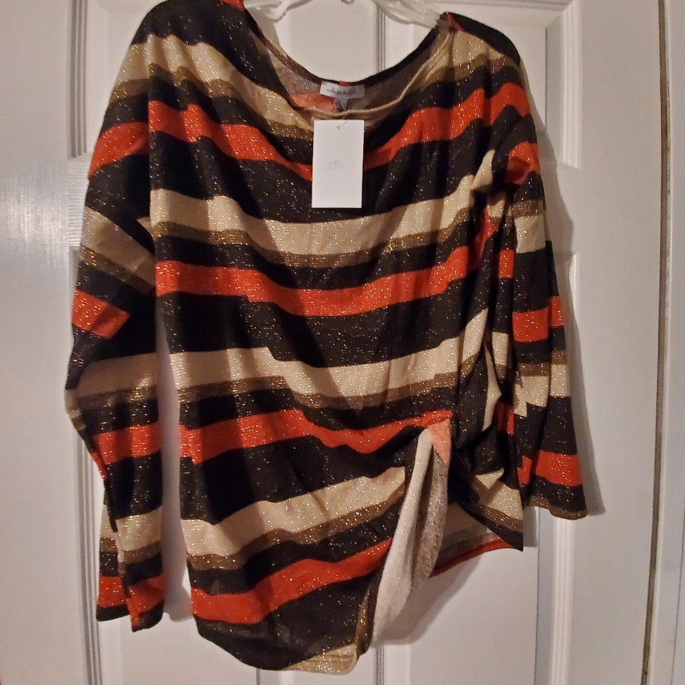 Fall sweater. Xl. Scrunched on one side.